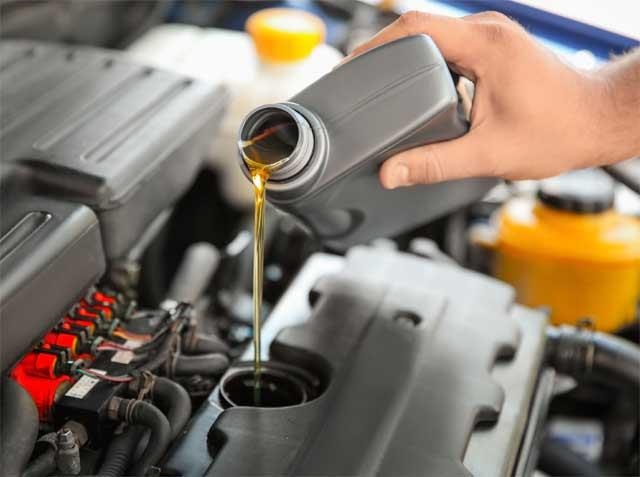  What does Oil lubricate in an Engine?