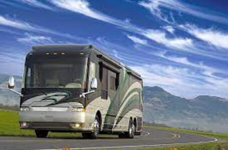 How to Safely Drive an RV